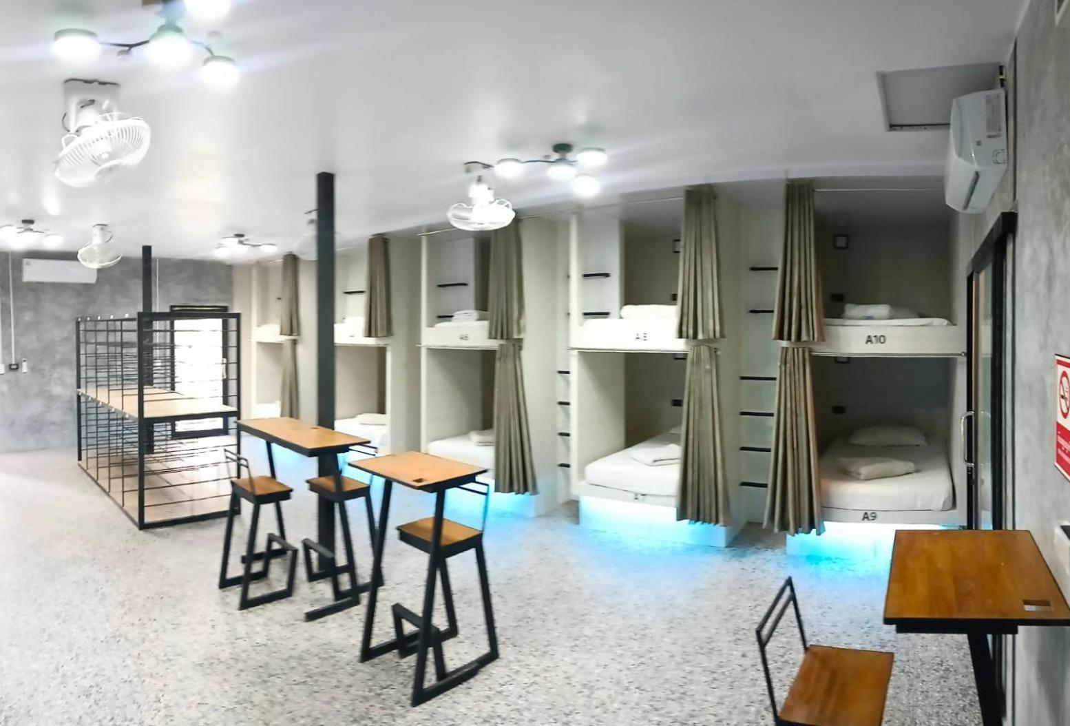 White Jail At Koh Tao Hostel エクステリア 写真