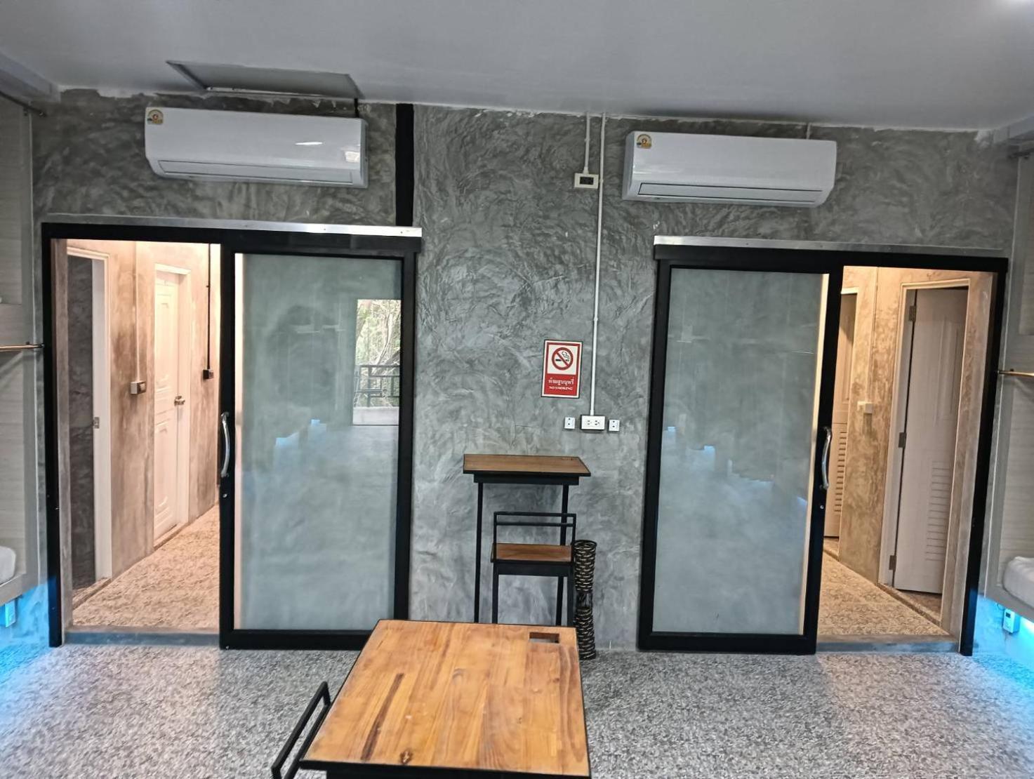 White Jail At Koh Tao Hostel エクステリア 写真