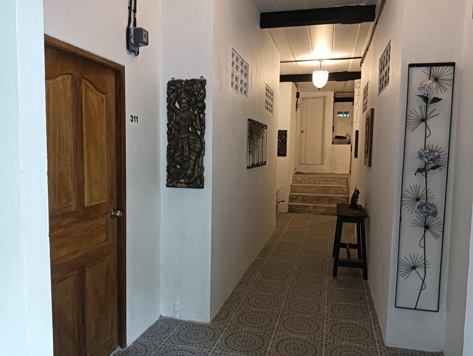 White Jail At Koh Tao Hostel エクステリア 写真