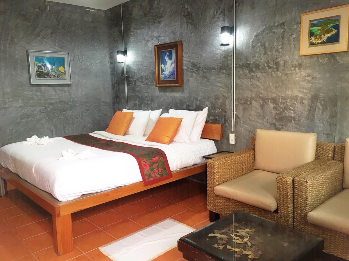 White Jail At Koh Tao Hostel エクステリア 写真