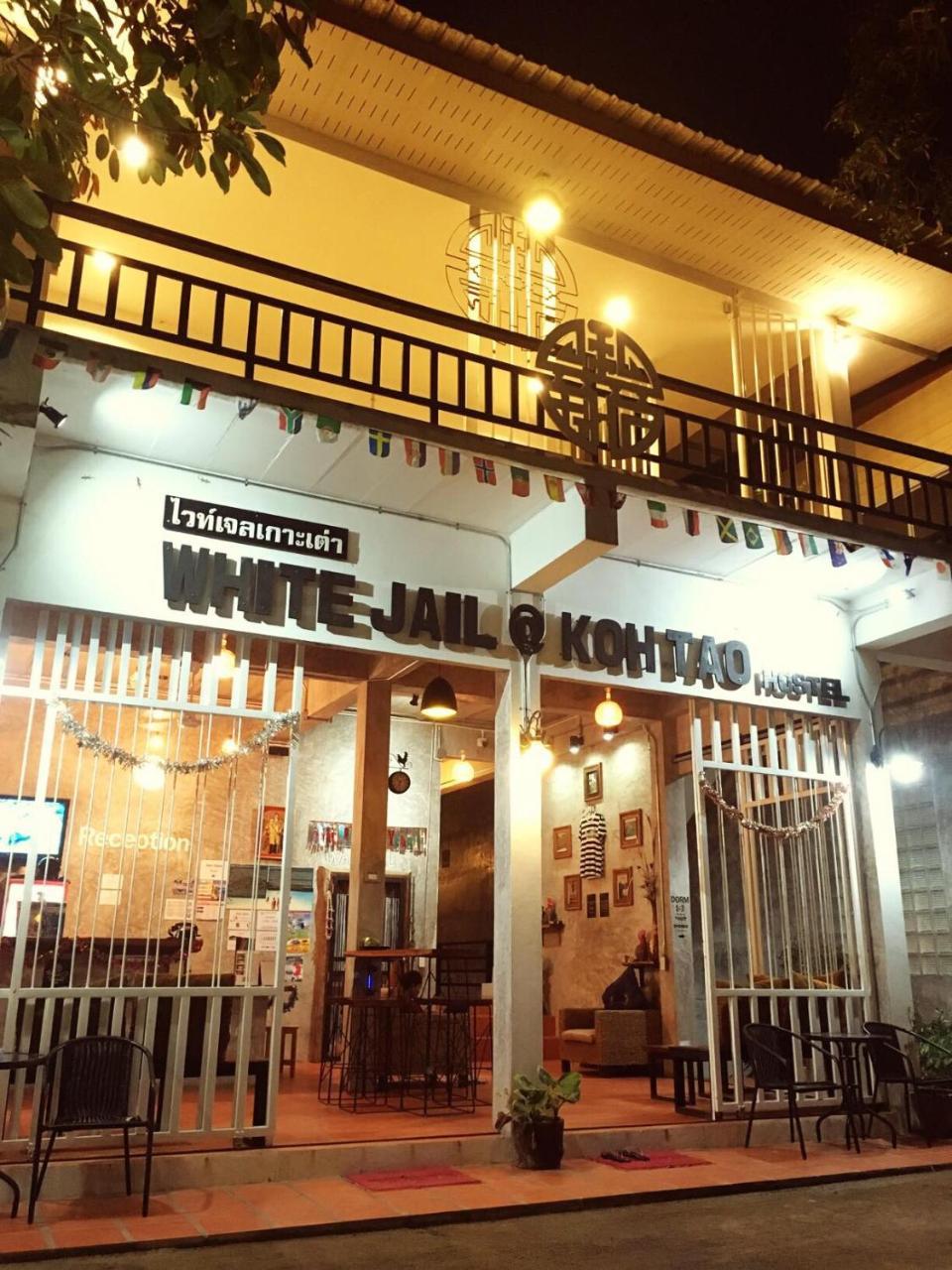 White Jail At Koh Tao Hostel エクステリア 写真